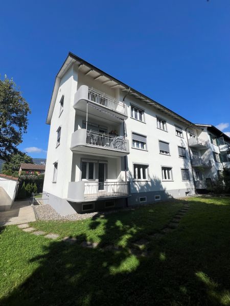 Bild Sanierte und helle 5-Zimmerwohnung nähe Allmend Bahnhof
