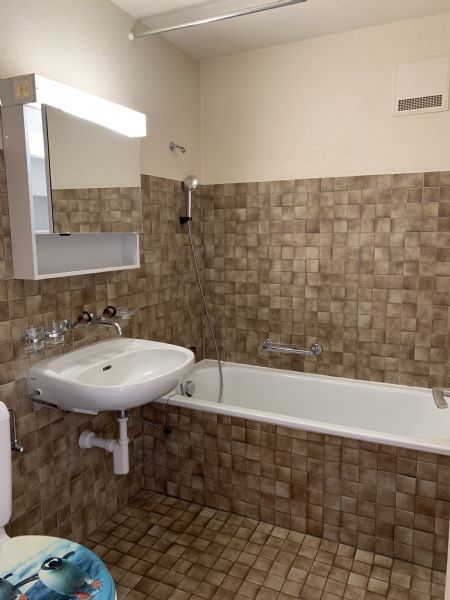 Ideale und helle 2.5-Zimmerwohnung im Dorfzentrum zu vermieten 4