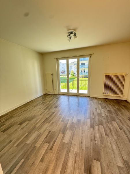 Helle und grosszügige 1-Zimmerwonung zu vermieten 3