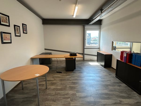 Modernes Büro im 1. OG an zentraler Lage in Wangen b. Olten – sofort verfügbar 5