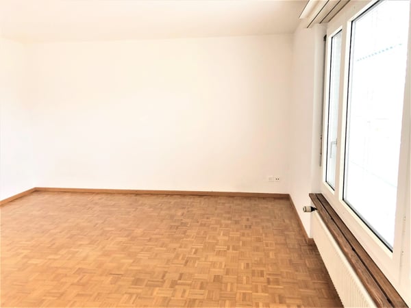 2.0-Zimmerwohnung im 5.OG im Zentrum von Olten 4