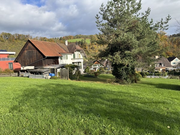 Baulandparzelle mit EFH 5