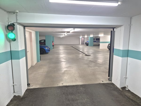 Einstellhallenplätze zu vermieten 1
