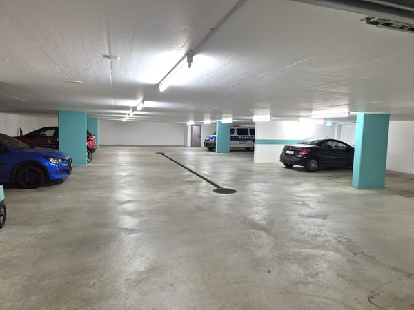 Einstellhallenplätze zu vermieten 2