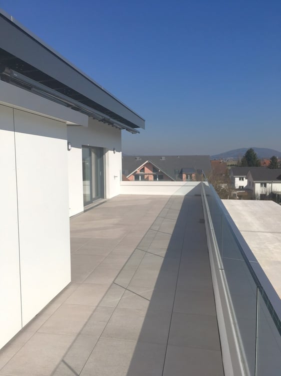 Moderne 5.5-Zimmer-Attikawohnung mit grosser Terrasse in Niederbuchsiten 6