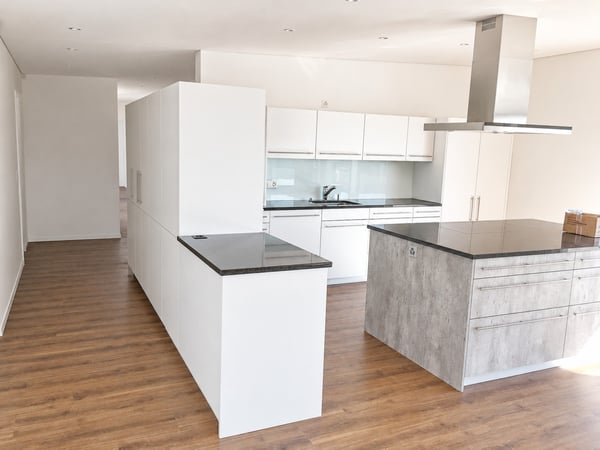 Moderne 5.5-Zimmer-Attikawohnung mit grosser Terrasse in Niederbuchsiten 2