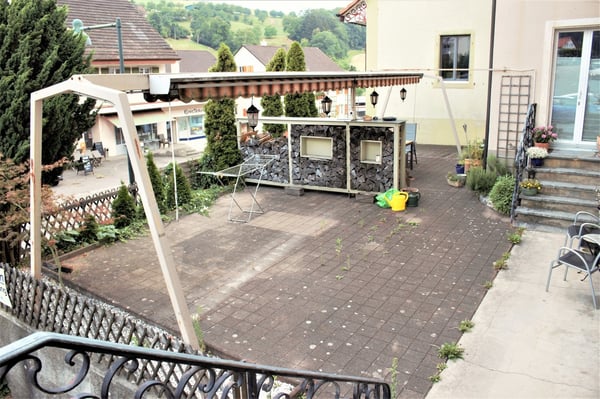 Helle 4.5-Zimmer-Wohnung mit grosser Terrasse in Läufelfingen 2