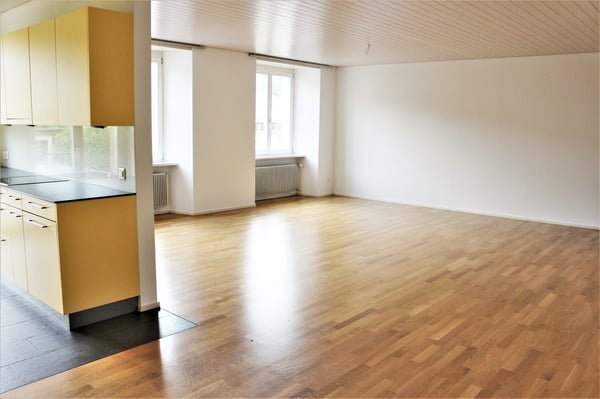 Helle 4.5-Zimmer-Wohnung mit grosser Terrasse in Läufelfingen 5