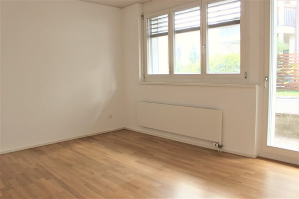 Helle 4.5-Zimmer-Wohnung mit grosser Terrasse in Läufelfingen 8