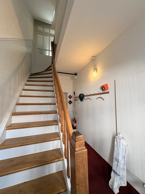 Grosszügige 4-Zimmer-Attikawohnung in Olten 3