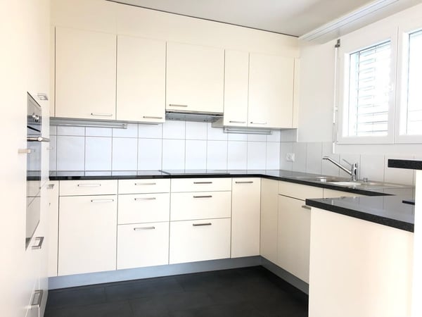 Luxuriöse 5.5 Zimmerattikawohnung mit grosser Terrasse 9