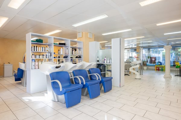 Attraktives Ladenlokal mit vielseitigen Nutzungsmöglichkeiten 6