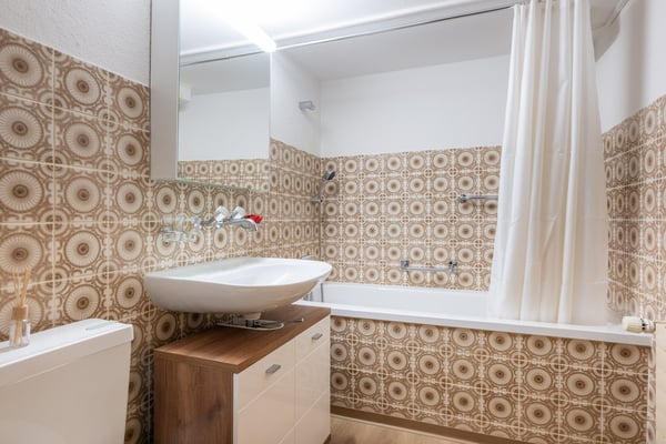 Charmante Renditeliegenschaft mit historischem Flair - kleines Mehrfamilienhaus in Reutigen 21