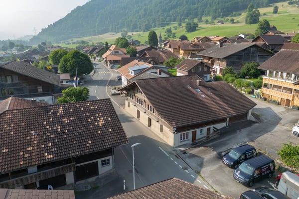 Charmante Renditeliegenschaft mit historischem Flair - kleines Mehrfamilienhaus in Reutigen 5