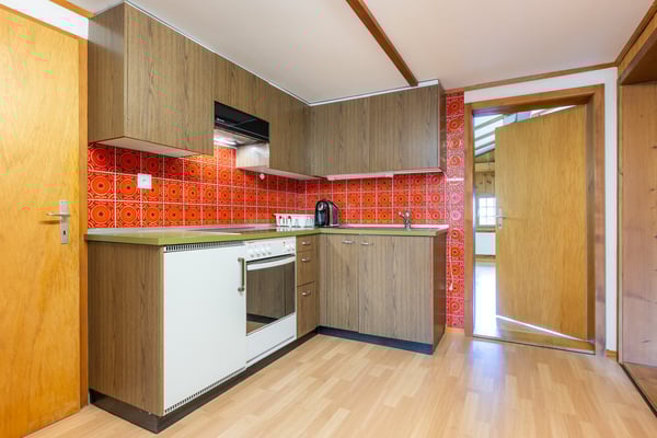 Charmante Renditeliegenschaft mit historischem Flair - kleines Mehrfamilienhaus in Reutigen 23