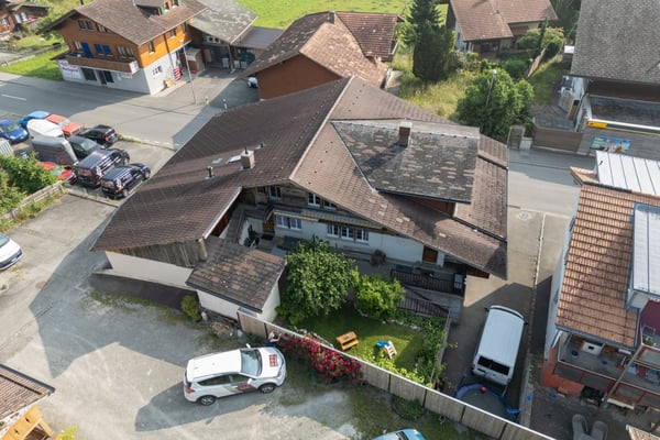 Charmante Renditeliegenschaft mit historischem Flair - kleines Mehrfamilienhaus in Reutigen 7