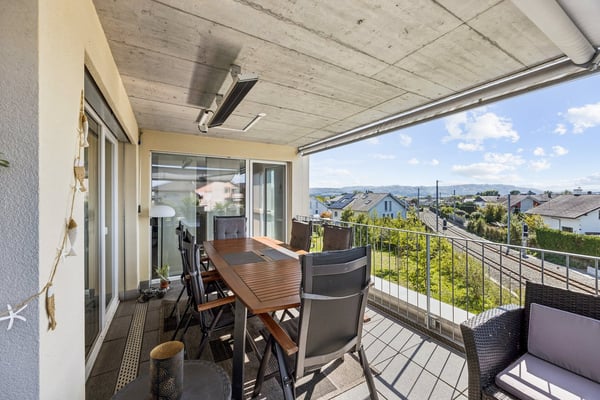 Adlatus AG | Sonnenverwöhnte Attika-Wohnung 11