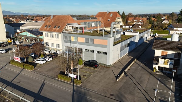 Büro- und Praxisraum im Gewerbezentrum alti Moschti 2