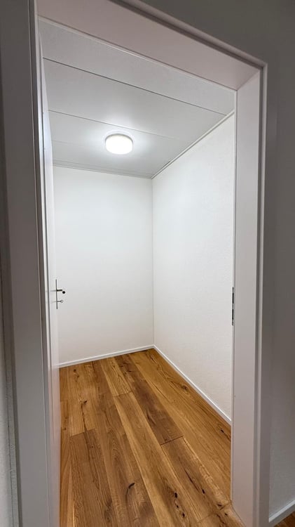 1.5 Zimmer Wohnung, 130 m2 6