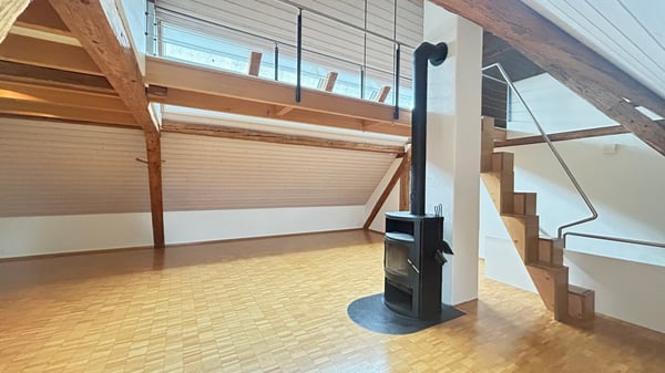 1.5 Zimmer Galeriewohnung 3