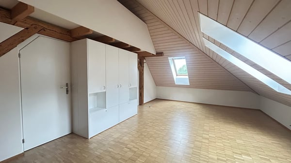 1.5 Zimmer Galeriewohnung 10
