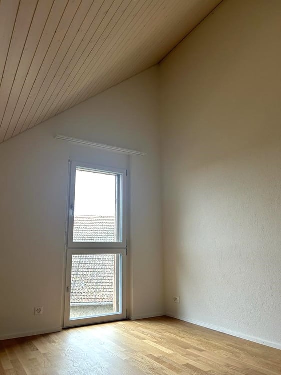 1.5 Zimmer Galeriewohnung 8