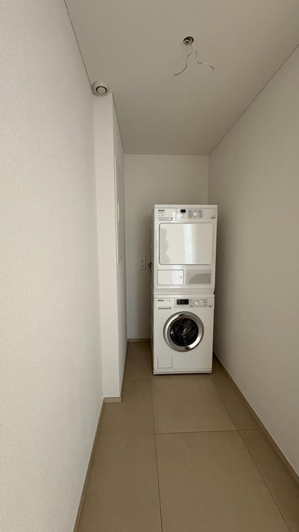 7.5 Zimmer Wohnung 7