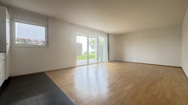5.5-Zimmerwohnung mit sonnigem Garten und modernem Wohnkomfort 4