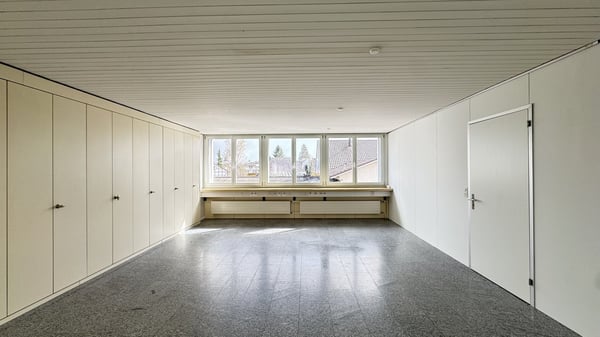 Praxisfläche in zwei separaten Raumhälften mit 60m2 5