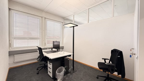 Moderne Büroräumlichkeiten im 1. OG 8