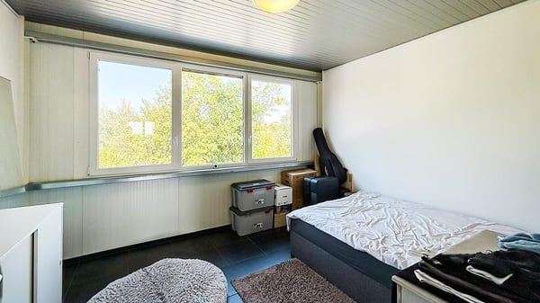 Grosszügige 4.5 Zimmer Wohnung inkl. Doppelgarage mit viel Privatsphäre und Dachterrasse 10