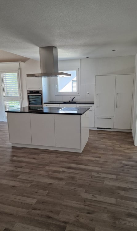 Moderne Maisonettewohnung mit grossem Balkon 3