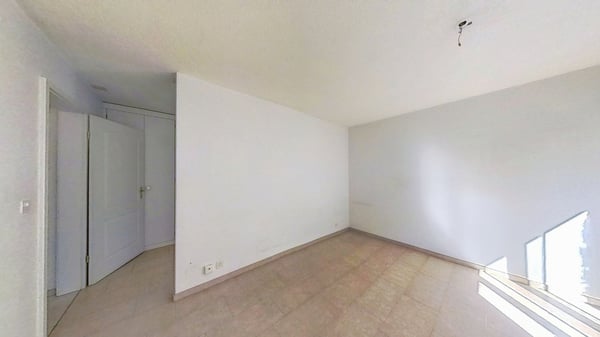 3½-Zimmer-Wohnung im 1. Obergeschoss mit Lift 8