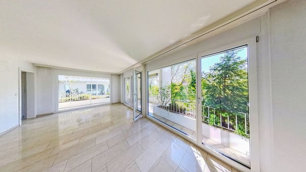 3½-Zimmer-Wohnung im 1. Obergeschoss mit Lift 3