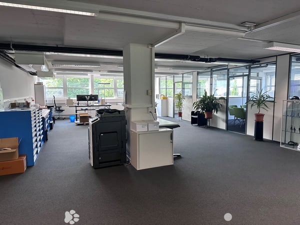 Moderne Bürofläche im Industriegebiet von Bözingen 2