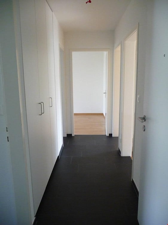 Helle 3-Zimmer-Wohnung mit Balkon in Nidau 5