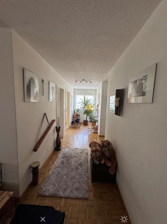 Gemütliche 4.5-Zimmerwohnung im 1. OG 2