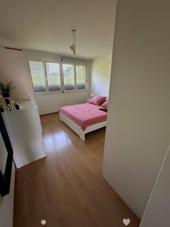Charmante 3.5-Zimmer-Wohnung mit Balkon in Biel 3
