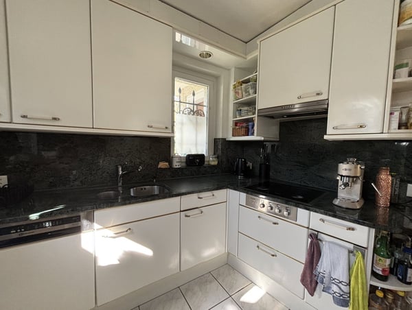 Einfamilienhaus mit Einliegerwohnung und grossem Garten 5