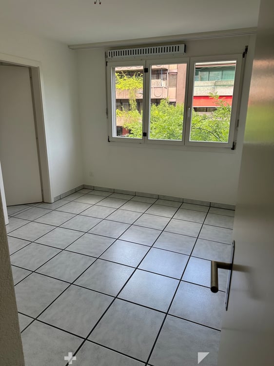 Helle 4.5-Zimmer-Wohnung mit Balkon in Biel 5