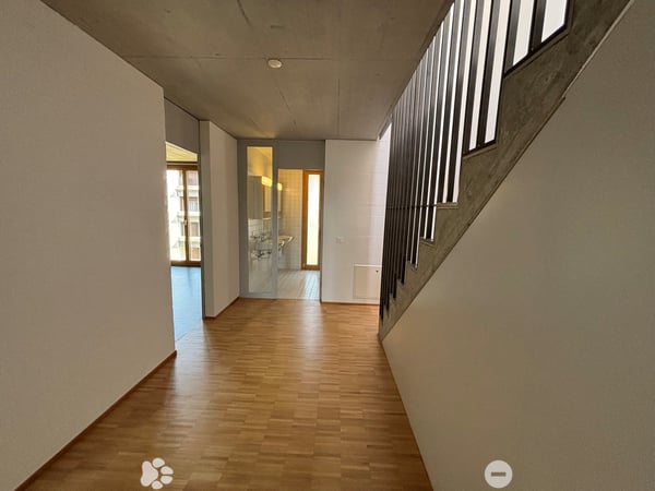Helle 4.5-Zimmer-Duplexwohnung mit Balkon in Biel 4