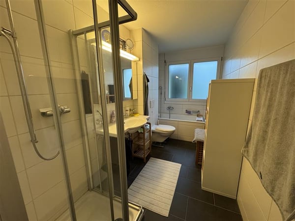Moderne 3.5-Zimmerwohnung an erhöhter Lage! 3
