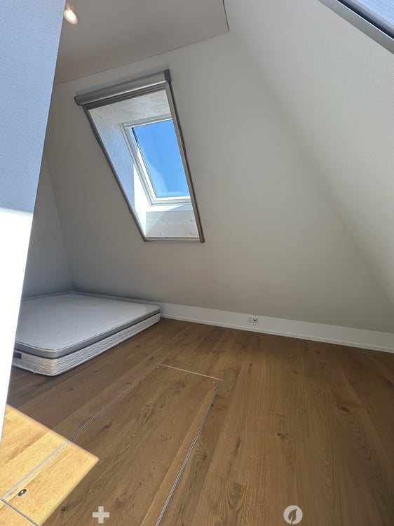 Top sanierte Attika-Wohnung 6