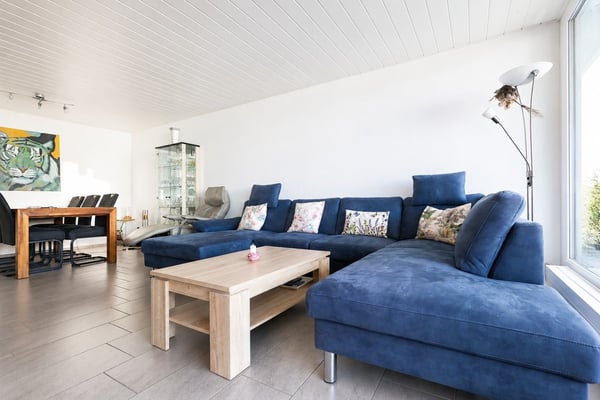 Grosszügige 5-Zimmer-Wohnung mit Weitsicht in Ipsach 2