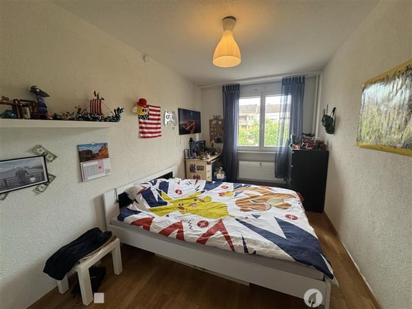 Helle 2.5-Zimmer-Wohnung mit Balkon im Zentrum von Biel 6