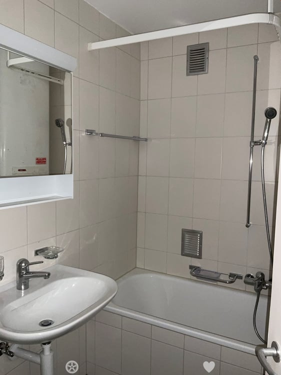3-Zimmerwohnung im ruhigen Champagnequartier 6