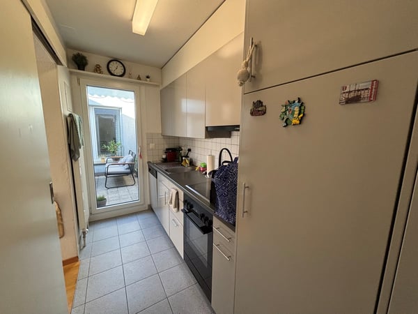 Attikawohnung im 11. Stock in Nidau 8