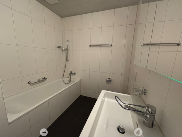 Helle 4.5-Zimmer-Wohnung zur Miete in Biel 5