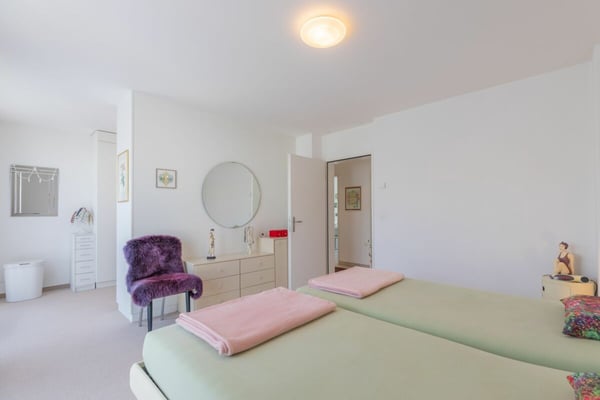 Sehr gepflegte und grosszügige Eigentumswohnung mitten in Wettingen 8