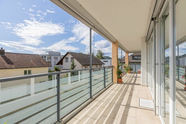 Sehr gepflegte und grosszügige Eigentumswohnung mitten in Wettingen 3